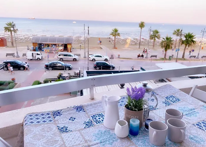 Front Λάρνακα