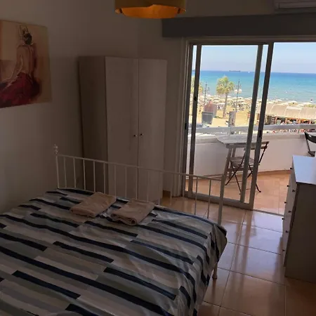 Front Apartament *